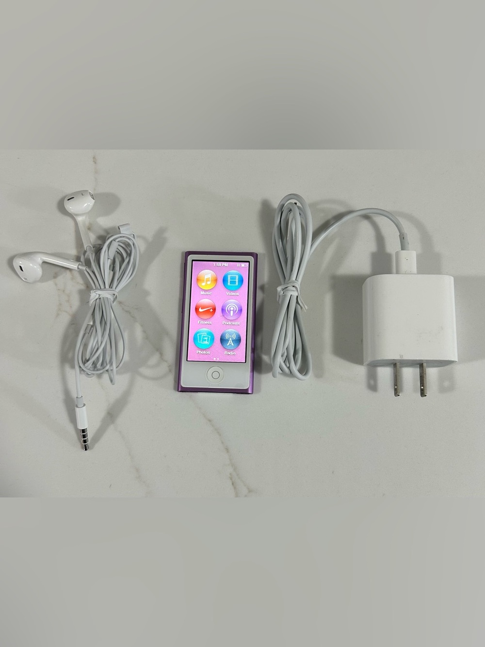 iPod Nano 7th Gen 16GB Space Excellent Preloaded Music - Picture 6 of 6